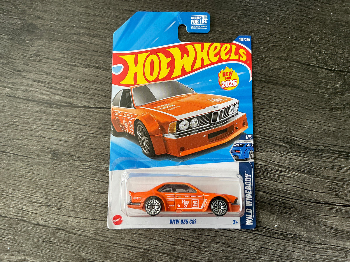 BMW 635 CSi (slightly bent hook)