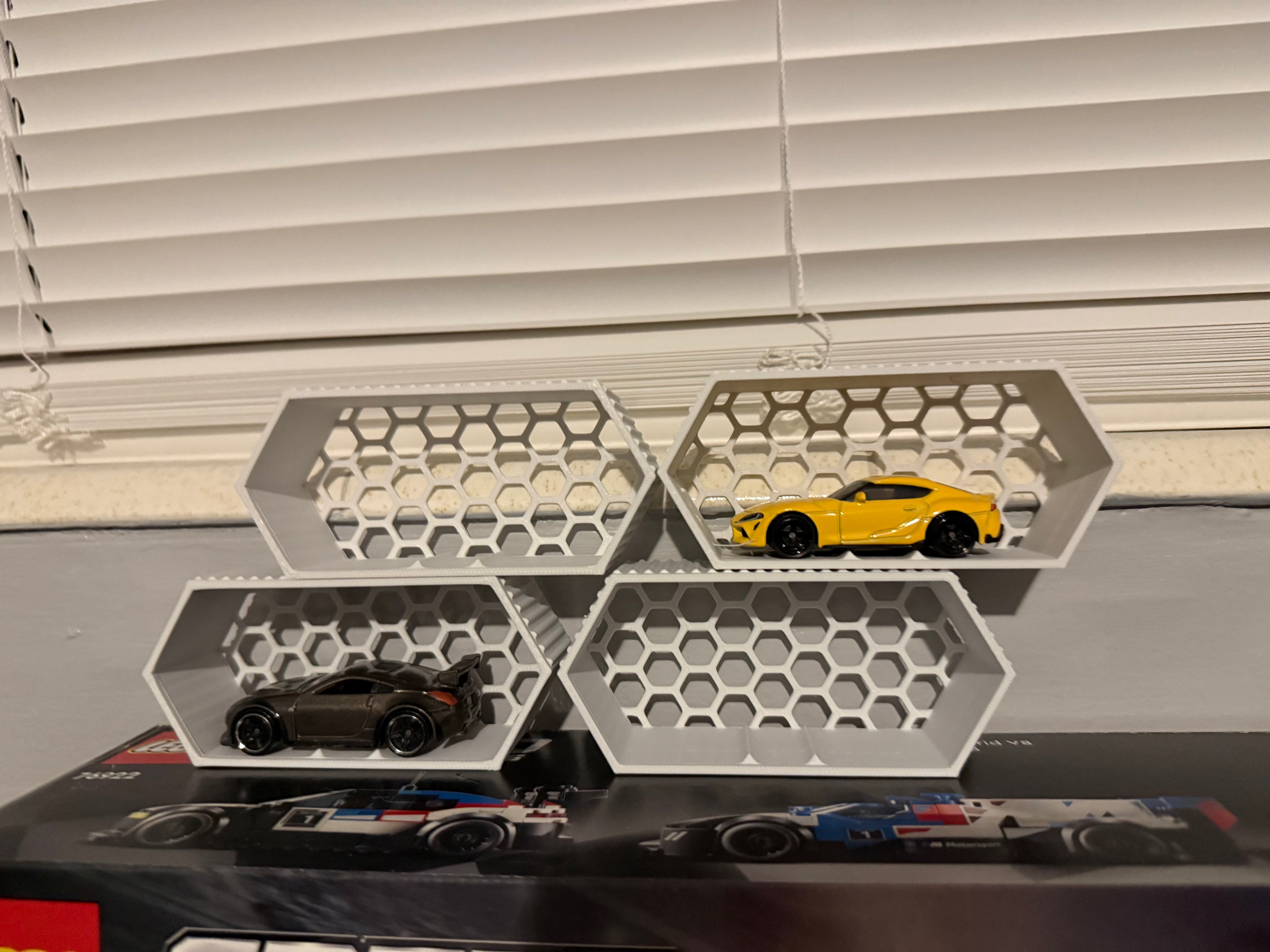 Hot Wheels Display Stand - Modular - 3D Printed Diecast Car Collector Storage