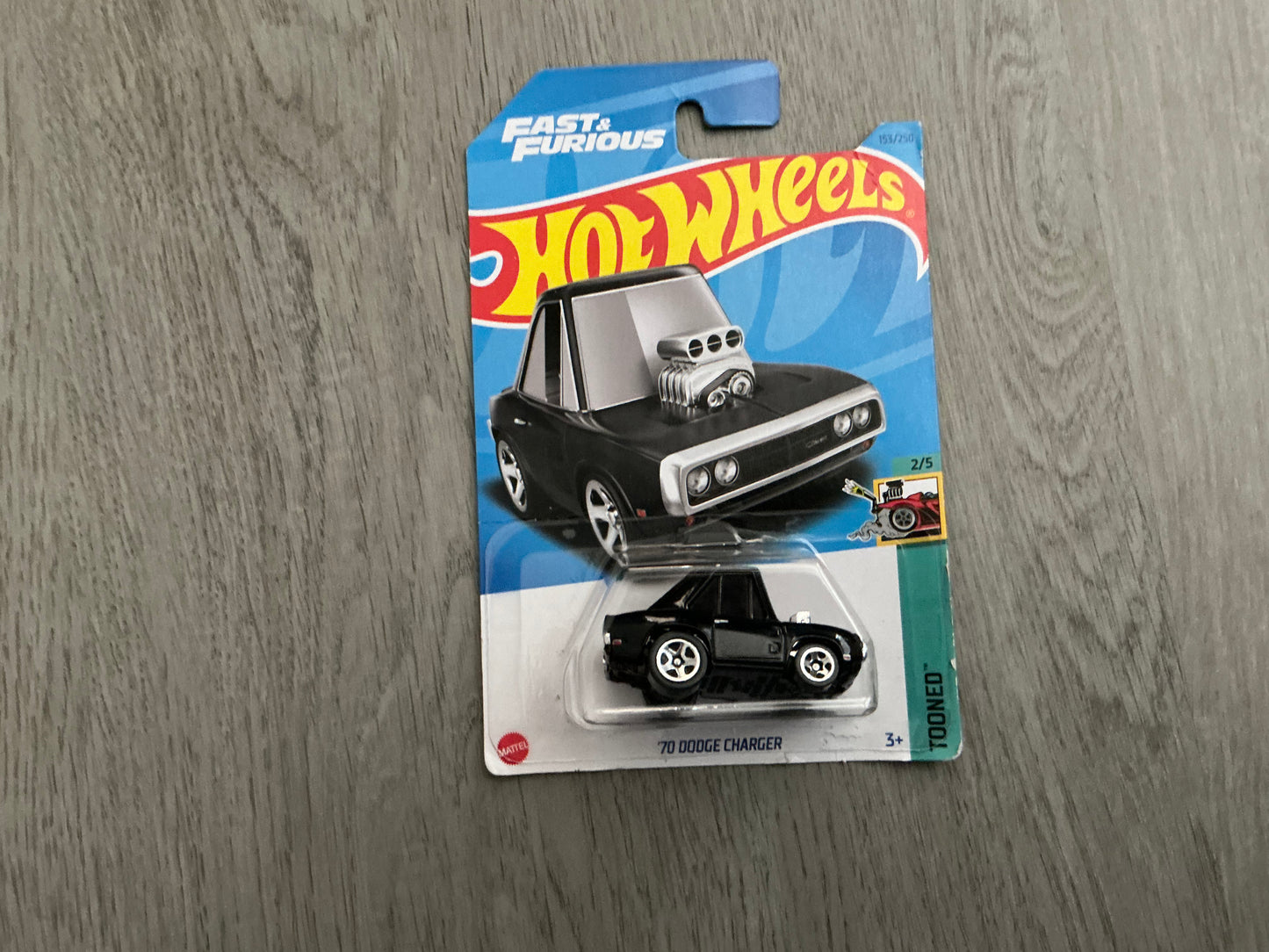 Hot Wheels '70 Dodge Charger from the "Tooned" series (small crease)