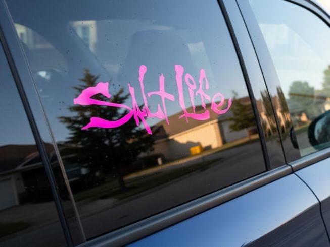 Salt Life Signature Car Vinyl Decal | Waterproof Die-Cut Car Window Sticker for Cars, Trucks, Boats, Coolers | Beach Ocean Fishing Life