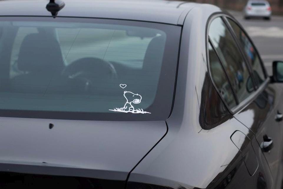 Snoopy Dog Vinyl Decal – Peanuts Inspired Heart Car Sticker for Windows, Laptops, and Water Bottles – Cute Minimalist Dog Lover Gift decal